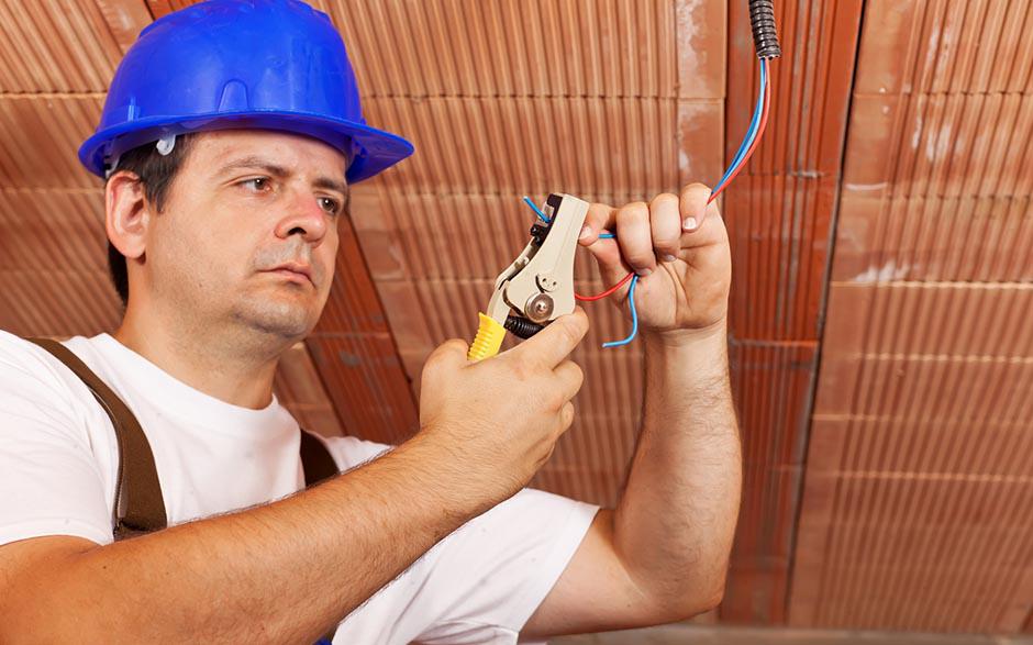 électricien de maintenance Saint-Cyr-l'École